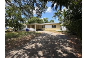 6433 Wiley St, Hollywood, FL 33023, - MLS#A12012007