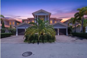 18841 SW 74th Ct, Cutler Bay, FL 33157, - MLS#A12012015