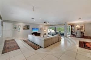 13401 SW 74th Ave, Pinecrest, FL 33156, - MLS#A12012019
