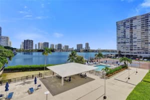2750 NE 183rd St APT 2412, Aventura, FL 33160, - MLS#A12012021