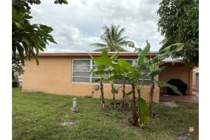 4635 NW 44th St, Tamarac, FL 33319, - MLS#A12012054