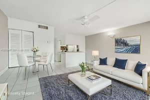 7151 Miami Lakes Dr APT P22, Miami Lakes, FL 33014, - MLS#A12012067