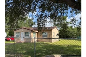6013 Sw 34th St, Miramar