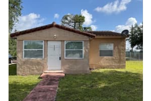 6013 SW 34th St, Miramar, FL 33023, - MLS#A12012075