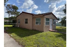 6013 SW 34th St, Miramar, FL 33023, - MLS#A12012075