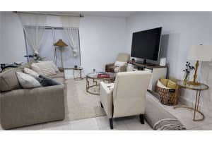 1845 NW 4th Ave APT 17, Boca Raton, FL 33432, - MLS#A12012082