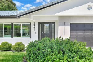 1001 Nw 4th Ct, Boca Raton