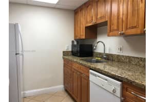 14301 N Kendall Dr 309b, Miami