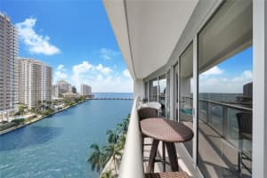 465 Brickell Ave APT 1019, Miami, FL 33131, - MLS#A12012145