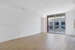 90 Ne 32 St 413, Miami
