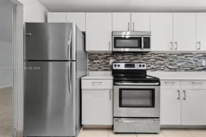 950 NE 199th St #2H, Miami, FL 33179, - MLS#A12012171