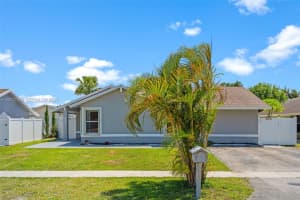 8210 SW 3rd Ct, North Lauderdale, FL 33068, - MLS#A12012199
