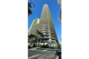 488 Ne 18th St 2807, Miami