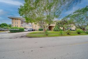4848 NW 24th Ct APT 230, Lauderdale Lakes, FL 33313, - MLS#A12012283