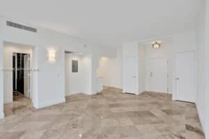90 Edgewater Dr ph 18, Miami, FL 33133, - MLS#A12012298