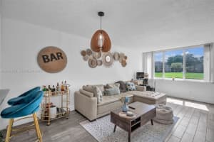 9431 Live Oak Pl 108, Davie