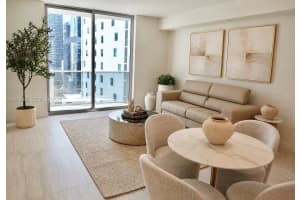 77 SE 5th St #2414, Miami, FL 33131, - MLS#A12012326