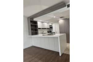 2312 S Cypress Bend Dr 107, Pompano Beach
