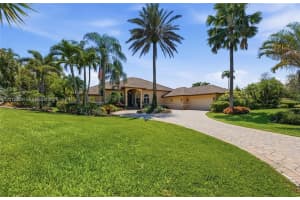 3160 Paddock Rd, Weston 3160 Paddock Rd, Weston