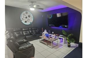 2231 NW 4th Terrace, Miami, FL 33125, - MLS#A12012356