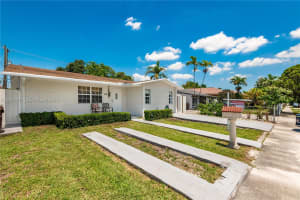 395 W 39th Pl, Hialeah, FL 33012, - MLS#A12012411