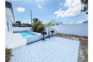 400 SW 14th St, Deerfield Beach, FL 33441, - MLS#A12012415
