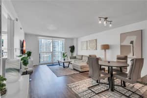 1200 Brickell Bay Dr APT 2304, Miami, FL 33131, - MLS#A12012424