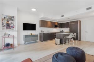 55 SW 9th St Apt 3402, Miami, FL 33130, - MLS#A12012431