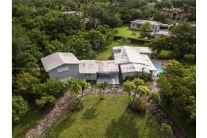 10851 SW 68th Ave, Miami, FL 33156, - MLS#A12012480
