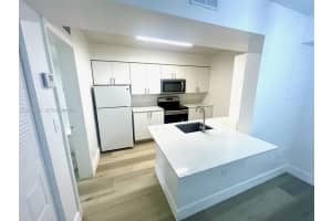 15201 Sw 80th St 205, Miami