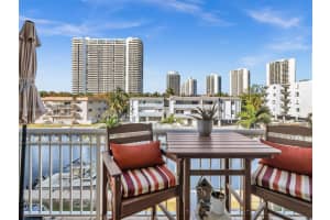 3601 Ne 170th St 301 - Dock Included, North Miami Beach