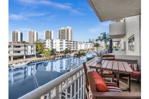 3601 NE 170th St APT 301, North Miami Beach, FL 33160, - MLS#A12012506