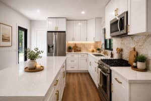 220 Nw 144th St, Miami