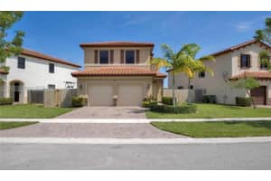 2401 NE 2nd Dr, Homestead, FL 33033, - MLS#A12012545