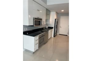 60 SW 13th St Apt 2414, Miami, FL 33130, - MLS#A12012550