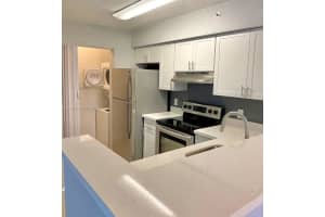 12118 Saint Andrews Pl 107, Miramar