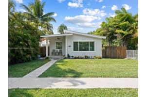 1251 Lincoln St, Hollywood