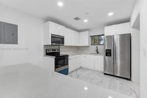 4530 SW 25th St, West Park, FL 33023, - MLS#A12012560