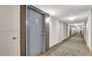 3015 N Ocean Blvd APT 3J, Fort Lauderdale, FL 33308, - MLS#A12012586