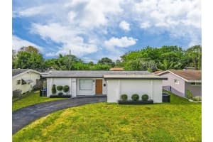 8610 NW 25th St, Sunrise, FL 33322, - MLS#A12012652