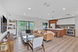 8610 NW 25th St, Sunrise, FL 33322, - MLS#A12012652