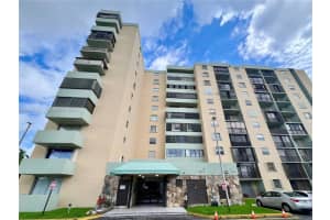5055 Nw 7th St 303, Miami
