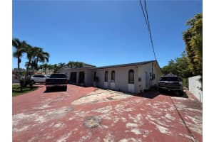 13720 Sw 32nd St, Miami 13720 Sw 32nd St, Miami
