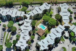 11750 Sw 18th St 401-1, Miami