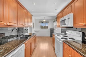 1000 SW 125th Ave APT 301N, Pembroke Pines, FL 33027, - MLS#A12012690