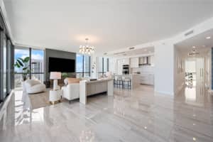 100 E Las Olas Blvd 3201, Fort Lauderdale