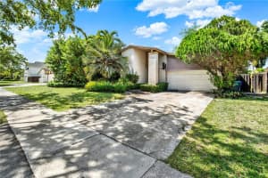 13455 Sw 104th Ter, Miami