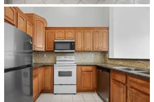 1658 SE 28th Ct UNIT 200, Homestead, FL 33035, - MLS#A12012740