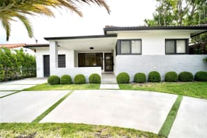 8811 Carlyle Ave, Surfside, FL 33154, - MLS#A12012741