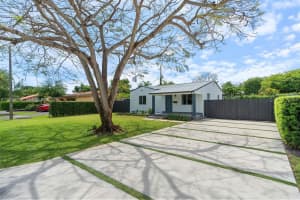 4370 SW 11th St, Coral Gables, FL 33134, - MLS#A12012756